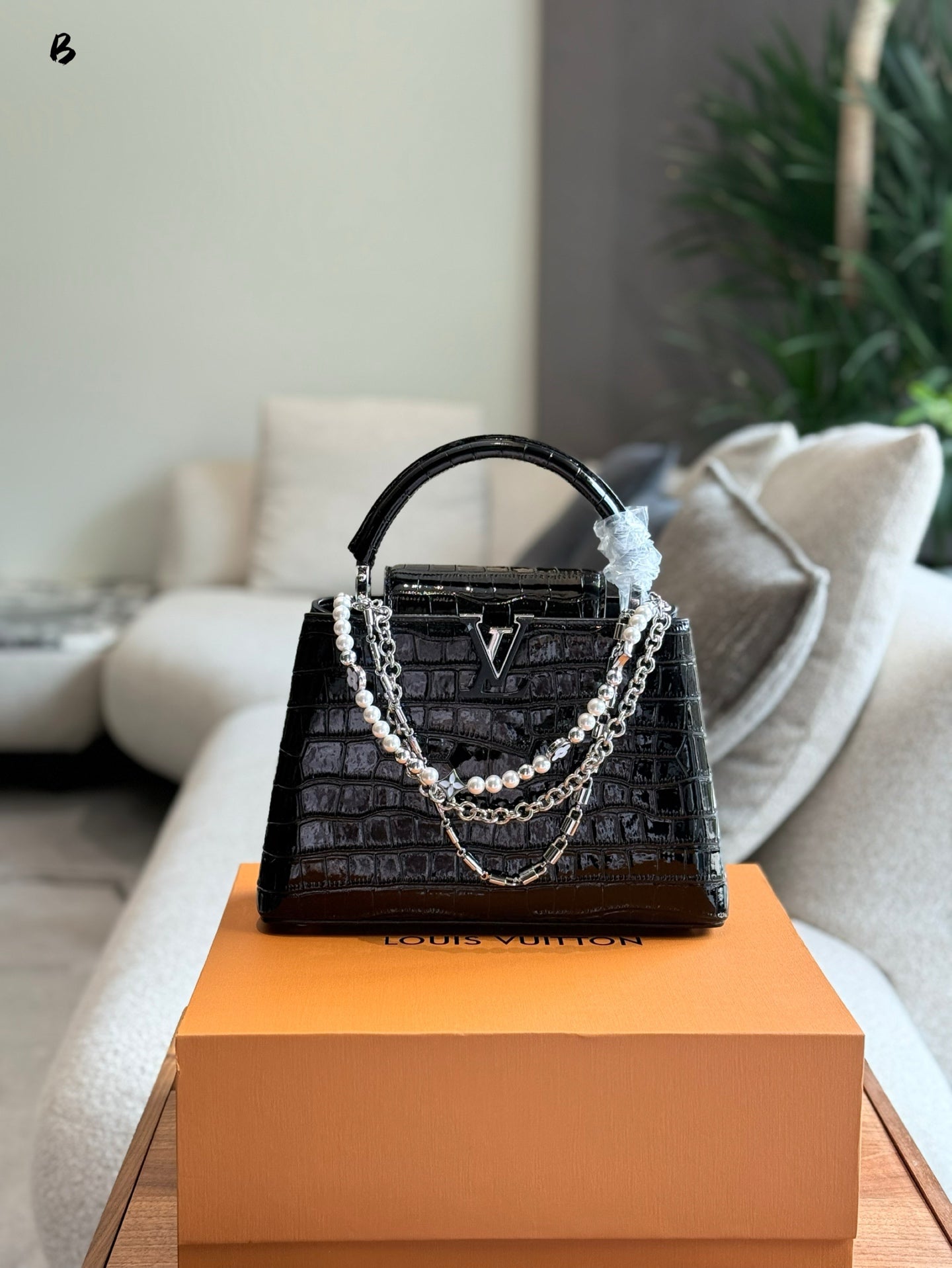 The Monaco Croc Top Handle – Noir